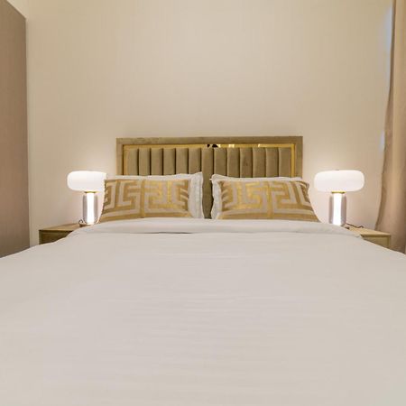 First Class 2Br With Full Dubai Boulevard View מראה חיצוני תמונה