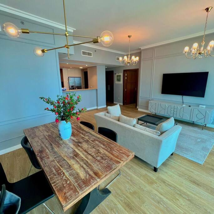 First Class 2Br With Full Dubai Boulevard View מראה חיצוני תמונה