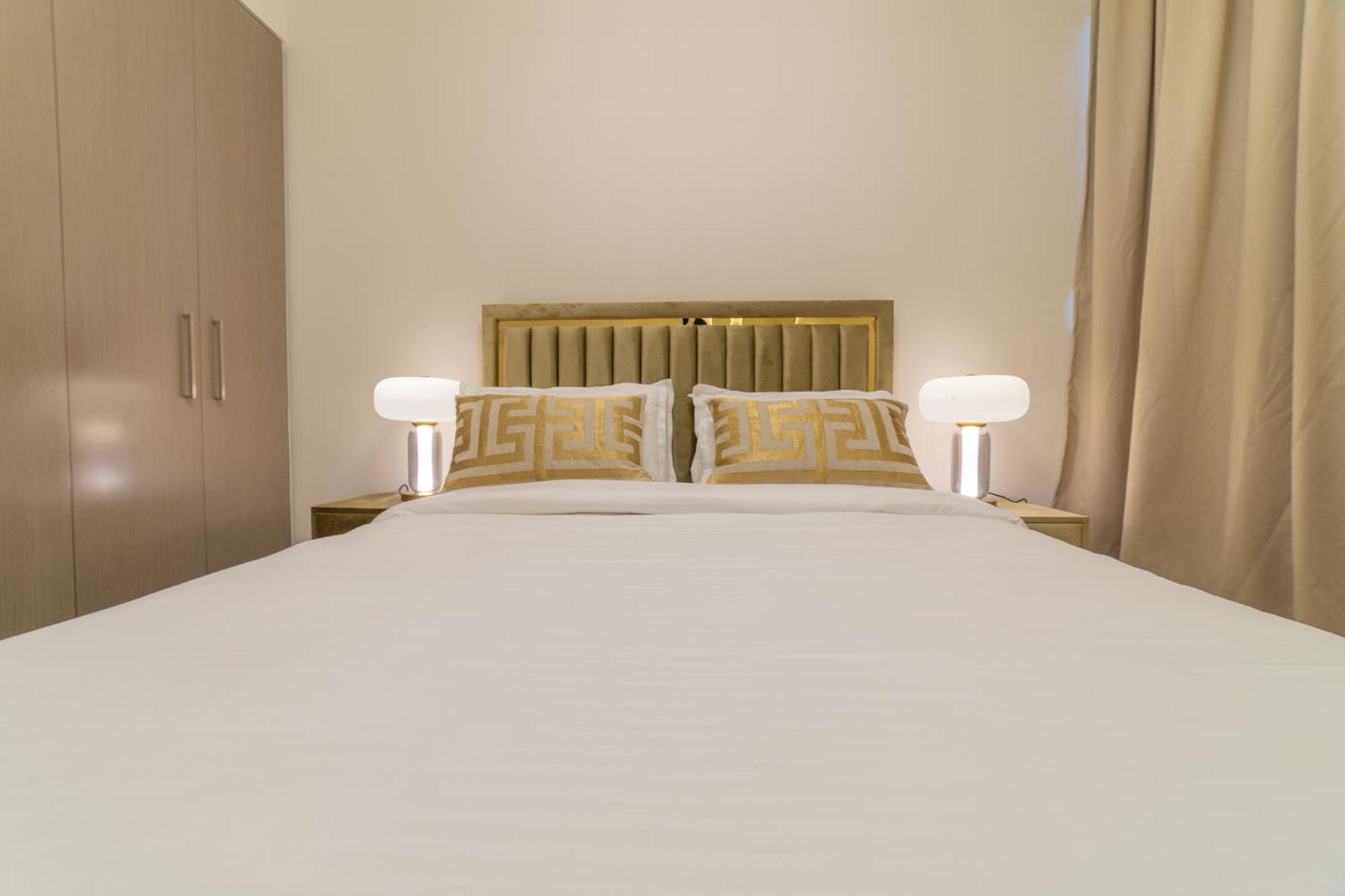 First Class 2Br With Full Dubai Boulevard View מראה חיצוני תמונה